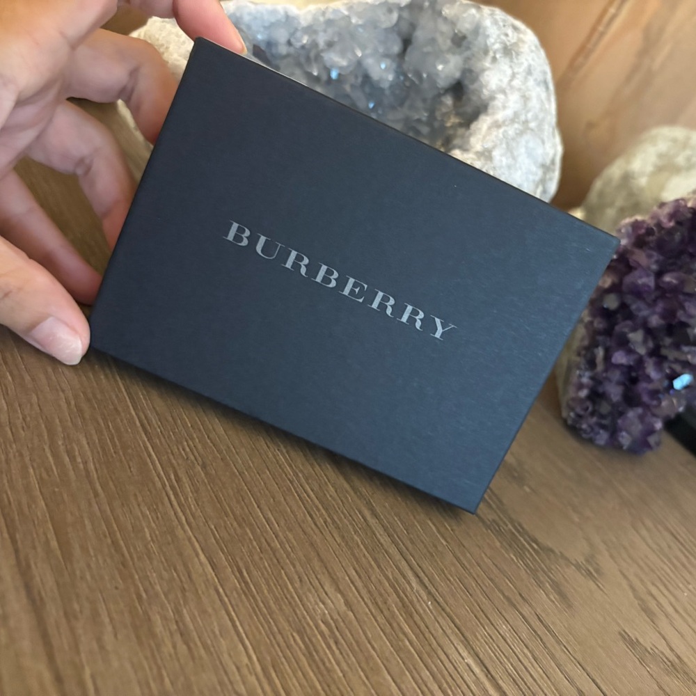 Burberry Compact Wallet - Picture 13 of 13